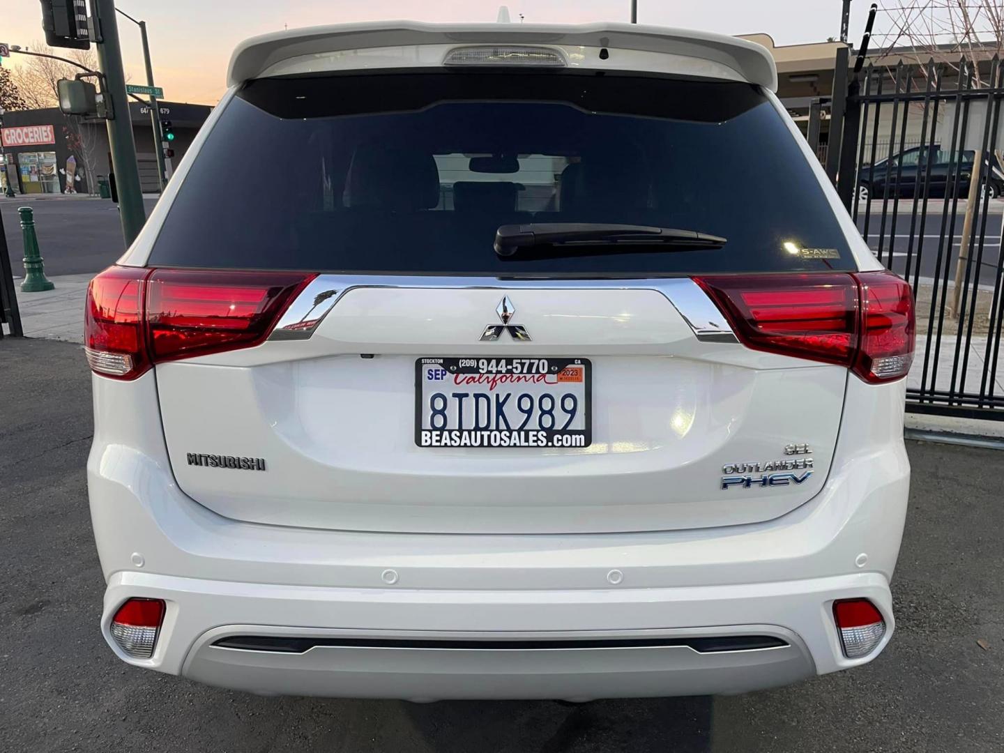 2019 WHITE /BLACK Mitsubishi Outlander PHEV (JA4J24A59KZ) , located at 744 E Miner Ave, Stockton, CA, 95202, (209) 944-5770, 37.956863, -121.282082 - PLUS TAXES AND FEES - Photo#13